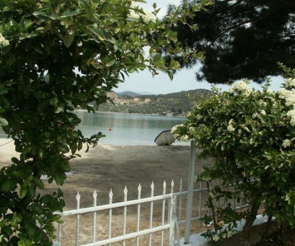 hellenic-realty-projects-beachgetaway-PIL004-bythesea