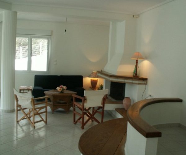 hellenic-realty-projects-beachgetaway-PIL004-living