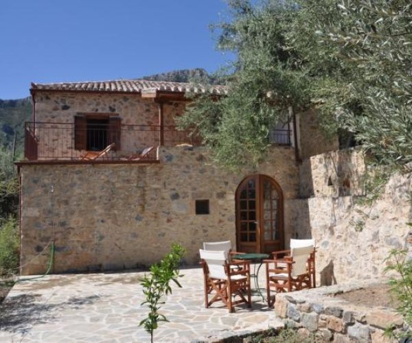 hellenic-realty-projects-stamatia-house