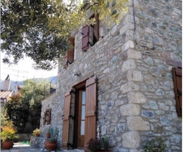 to_spiti_tis_neras_2